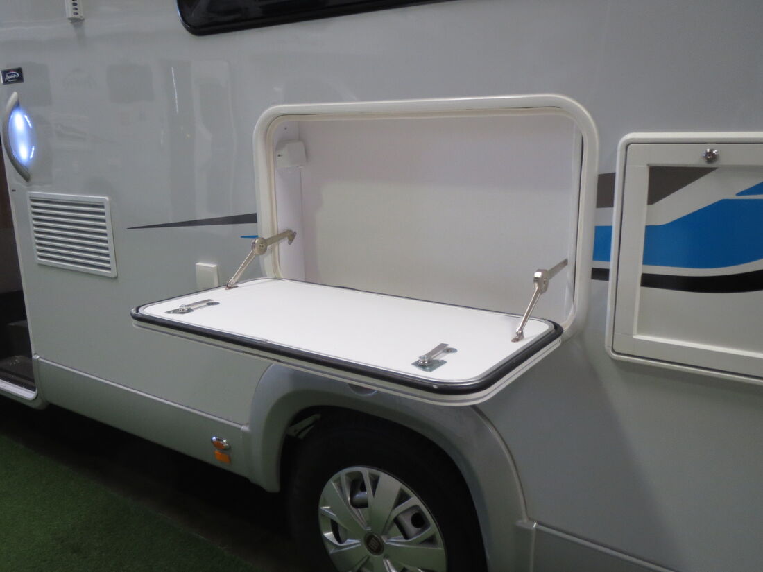 2024 Avan Ovation M7 Luxury Slide out Full Ensuite N2249