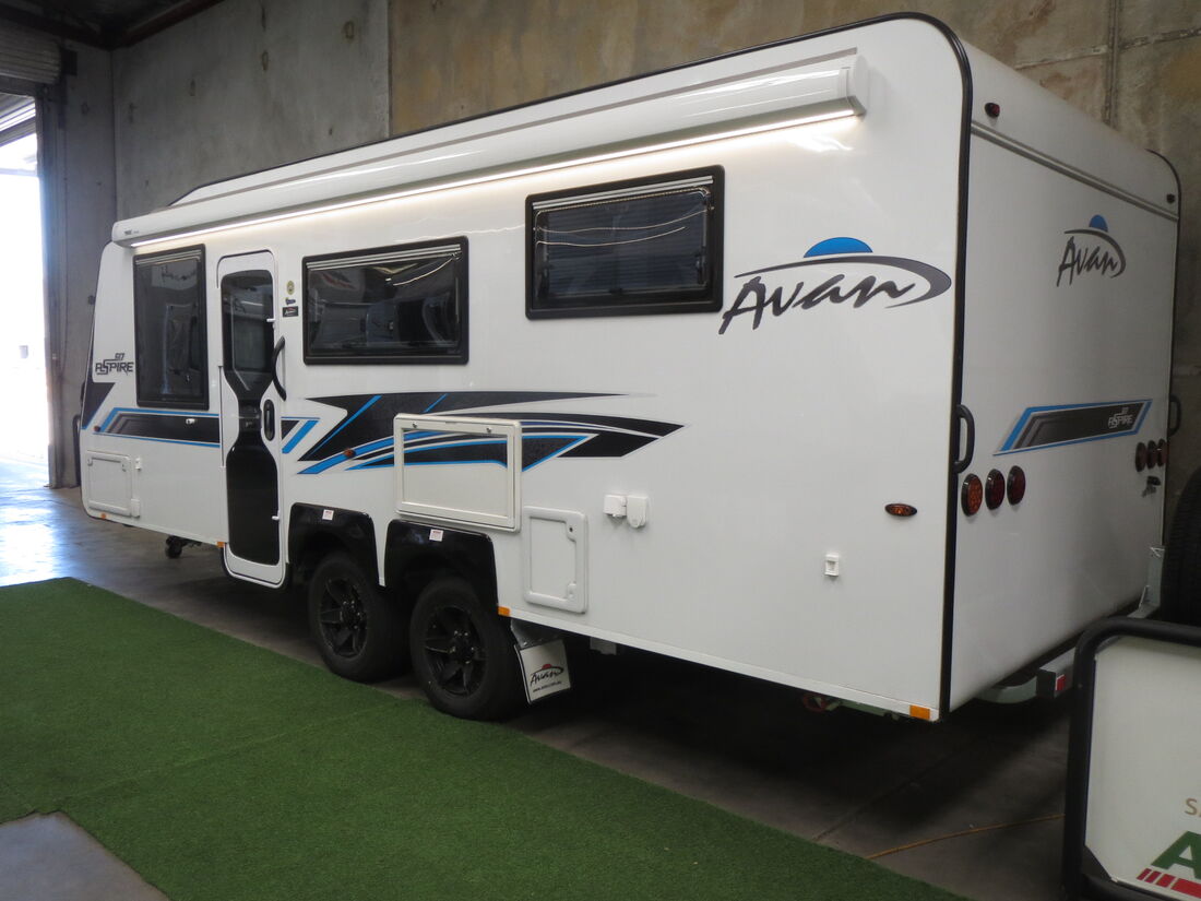 2024 MY25 Avan Aspire 617HT Bunks Ensuite N2366