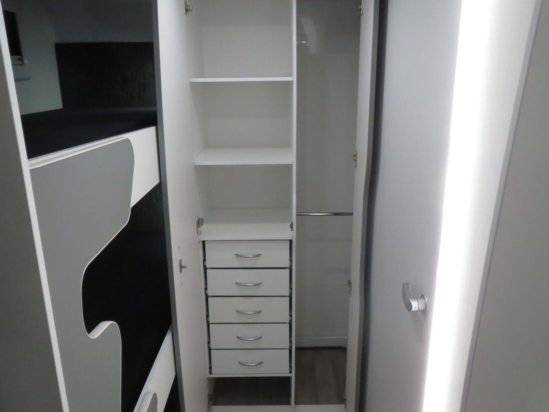 2024 MY25 Avan Aspire 617HT Bunks Ensuite N2366