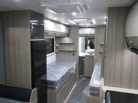 2024 Avan Ovation M10 Luxury Large Ensuite N2338