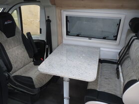 2025 Avan Applause 600 Single Beds Ensuite Camper